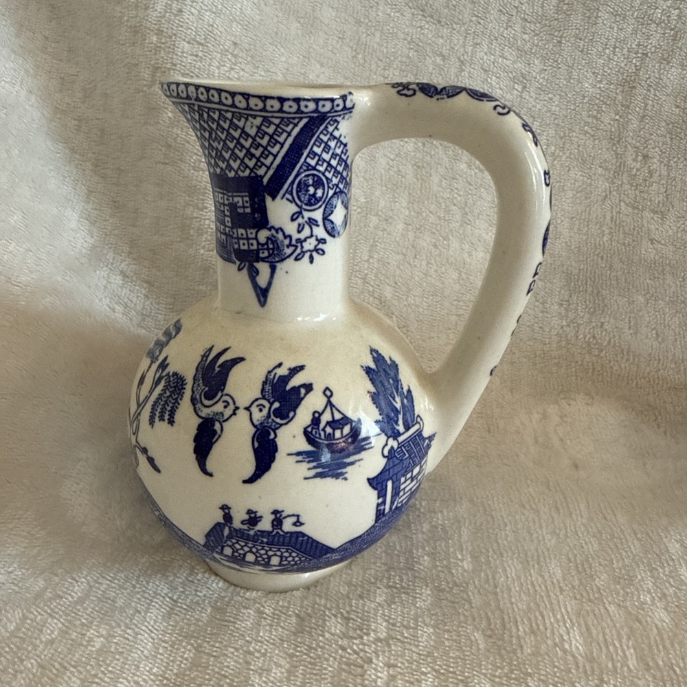 Antique Blue Willow Pattern  Set - Made in Japan - 5in. Tall Pitcher - Picture 3 of 11